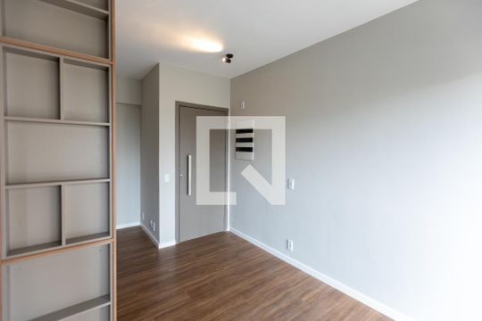Apartamento para alugar com 1 quarto, 52m² em Bosque, Campinas