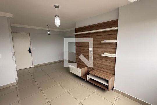 Apartamento para alugar com 2 quartos, 58m² em Vila Rosa, Goiânia