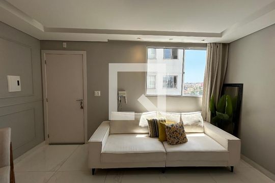 Apartamento à venda com 2 quartos, 48m² em Bom Jesus, Contagem