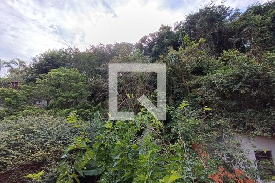 Área externa de casa para alugar com 6 quartos, 280m² em Costazul, Rio das Ostras