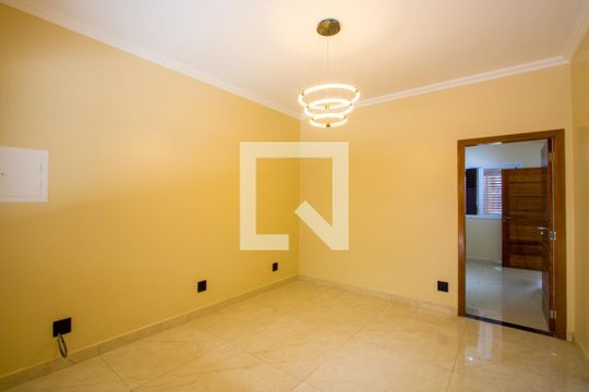 Casa para alugar com 2 quartos, 143m² em Vila Santa Teresa, Santo André