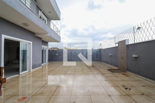 Casa para alugar com 3 quartos, 222m² em Jardim Myrian Moreira da Costa, Campinas
