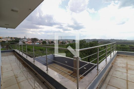Casa para alugar com 3 quartos, 222m² em Jardim Myrian Moreira da Costa, Campinas