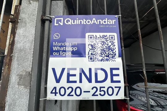 Fachada de casa à venda com 2 quartos, 125m² em Parque dos Camargos, Barueri