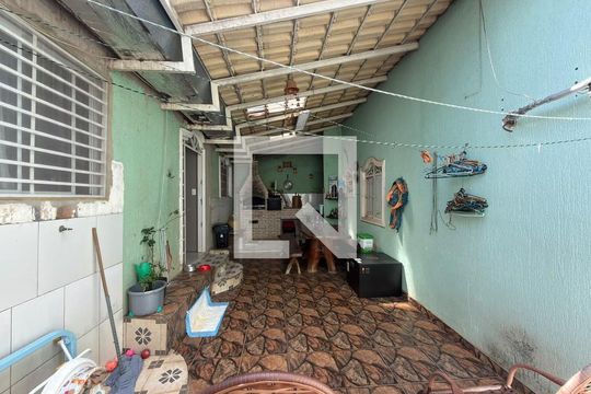 Casa à venda com 3 quartos, 250m² em Taguatinga, Brasília