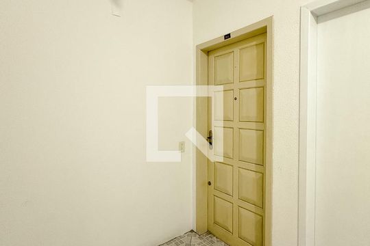 Apartamento para alugar com 2 quartos, 58m² em Areias, São José