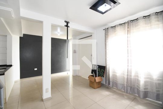 Casa para alugar com 3 quartos, 90m² em Pilarzinho, Curitiba