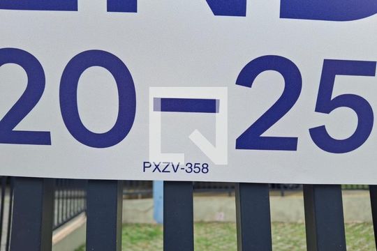 Placa de apartamento para alugar com 2 quartos, 52m² em Parque Jurema, Guarulhos