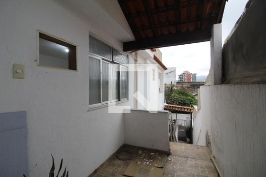 Casa de Condomínio para alugar com 3 quartos, 100m² em Jacarepaguá, Rio de Janeiro