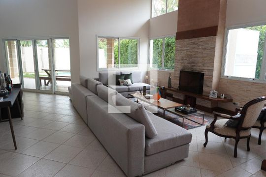 Casa de Condomínio para alugar com 2 quartos, 400m² em Residencial 18 do Forte, Santana de Parnaíba