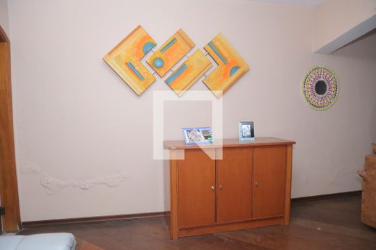 Sala  de casa à venda com 3 quartos, 500m² em Vila Taquari, São Paulo