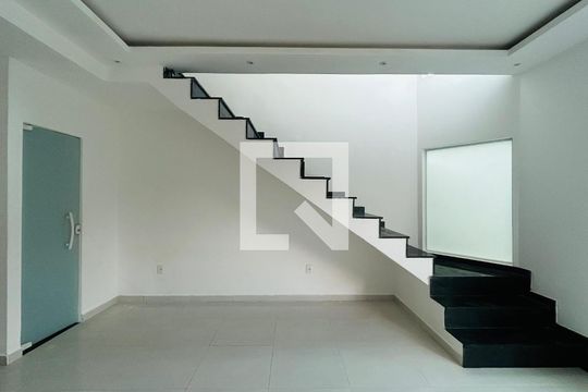 Casa de Condomínio para alugar com 3 quartos, 100m² em Unamar, Cabo Frio