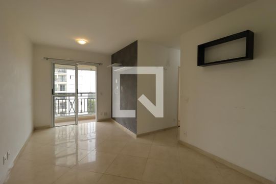 Apartamento para alugar com 3 quartos, 65m² em Vila Curuçá, Santo André