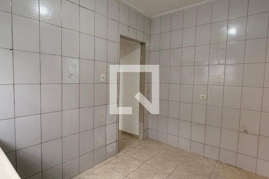 Casa para alugar com 1 quarto, 50m² em Santa Maria, São Caetano do Sul