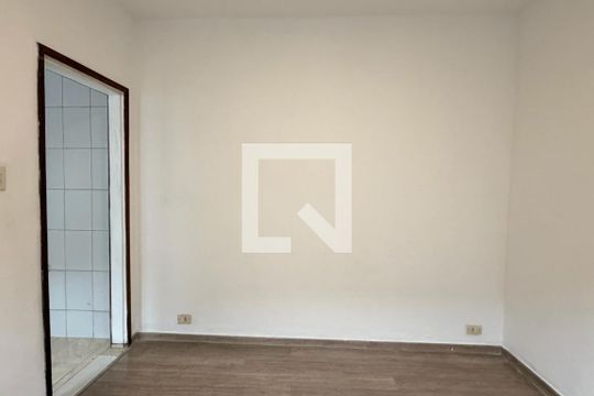 Sala de casa para alugar com 1 quarto, 50m² em Santa Maria, São Caetano do Sul