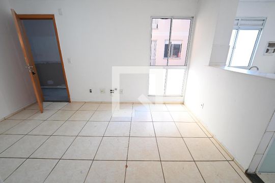 Sala de apartamento para alugar com 2 quartos, 55m² em Vila Alzira, Aparecida de Goiânia