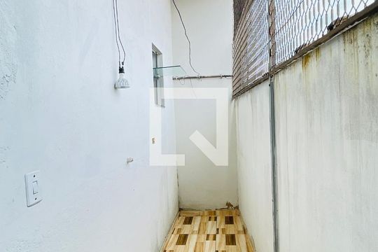 Área de Serviço de casa para alugar com 1 quarto, 46m² em Jardim Leonor, Cotia