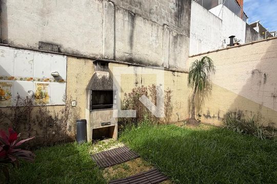 Casa de Condomínio para alugar com 2 quartos, 90m² em Vila Appia Antica, Carapicuíba