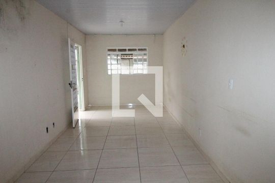 Sala de casa para alugar com 2 quartos, 65m² em Conjunto Residencial Dom Pedro Ii, São José dos Campos