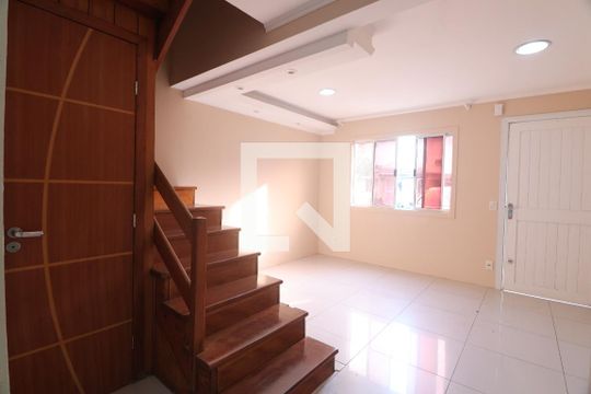 Casa de Condomínio para alugar com 3 quartos, 88m² em Rio Branco, Canoas