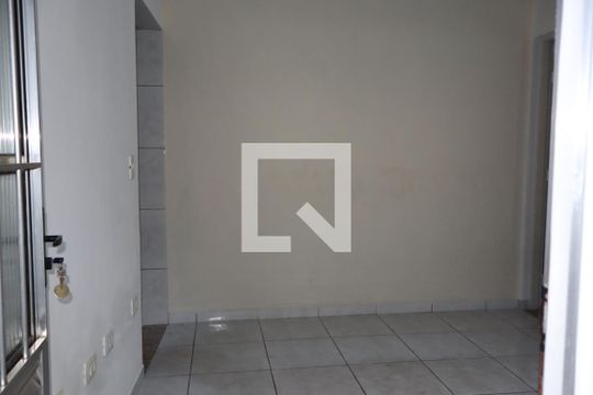 Casa para alugar com 1 quarto, 50m² em Jardim Imperador (zona Leste), São Paulo