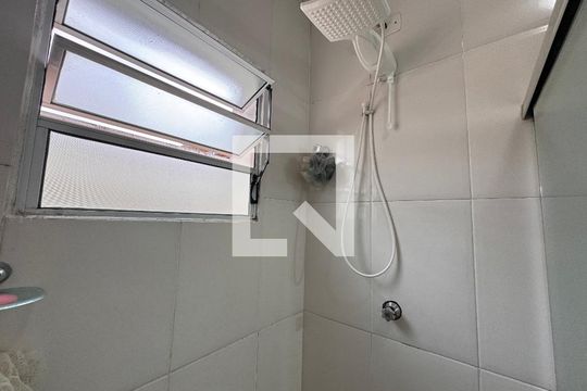 Casa de Condomínio para alugar com 3 quartos, 125m² em Jardim Rio das Pedras, Cotia