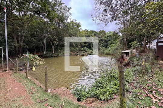 Casa de Condomínio para alugar com 3 quartos, 125m² em Jardim Rio das Pedras, Cotia