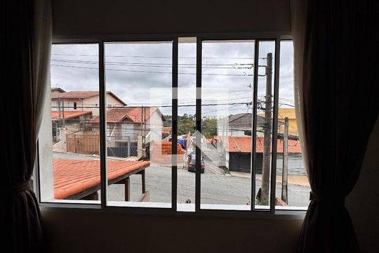 Casa de Condomínio para alugar com 3 quartos, 125m² em Jardim Rio das Pedras, Cotia