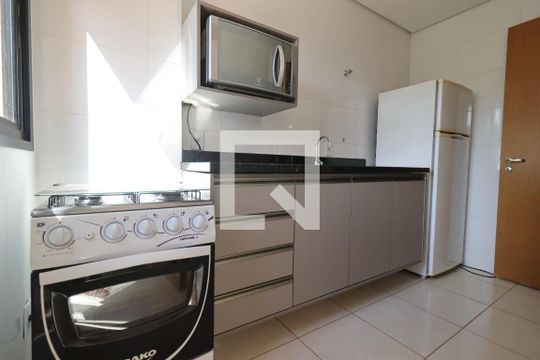 Cozinha de apartamento para alugar com 1 quarto, 49m² em Nova Aliança, Ribeirão Preto