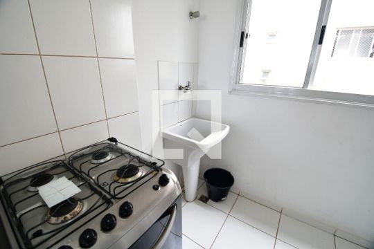Cozinha de apartamento à venda com 2 quartos, 46m² em Residencial Real Parque, Sumaré