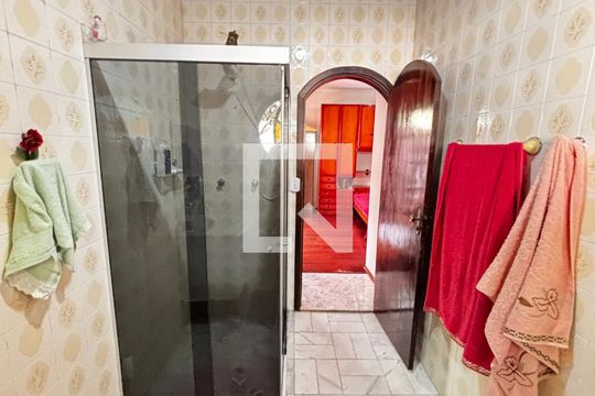 Banheiro da Suíte de casa para alugar com 4 quartos, 200m² em Vila Francisco Matarazzo, Santo André