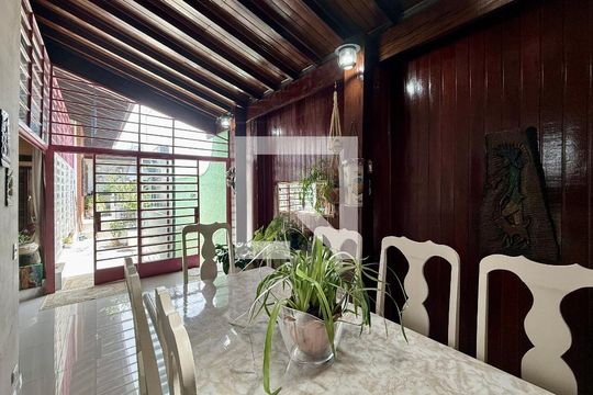 Sala de casa à venda com 2 quartos, 145m² em Jardim Germania, São Paulo