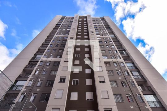 Fachada de apartamento para alugar com 2 quartos, 43m² em Jardim Monte Alegre, Taboão da Serra
