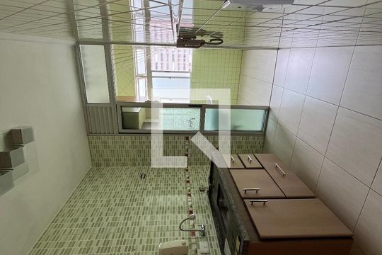 Cozinha de apartamento para alugar com 2 quartos, 44m² em Vila Cruz das Almas, São Paulo