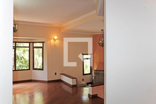 Casa de Condomínio para alugar com 3 quartos, 920m² em Loteamento Banespa, Vinhedo