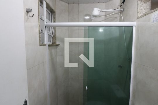 Banheiro Social de casa de condomínio para alugar com 2 quartos, 50m² em Peró, Cabo Frio