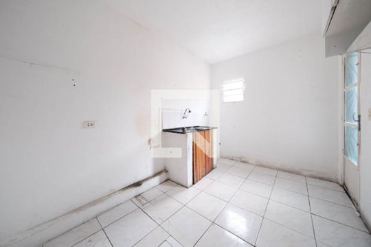 Kitnet/Studio para alugar com 1 quarto, 25m² em Vila Marieta, São Paulo