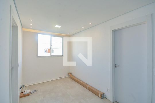 Apartamento para alugar com 2 quartos, 35m² em Jardim Sabara, São Paulo