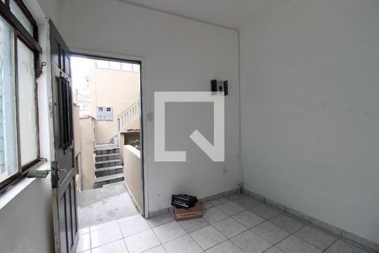 Sala de casa para alugar com 2 quartos, 49m² em Vila Lageado, São Paulo
