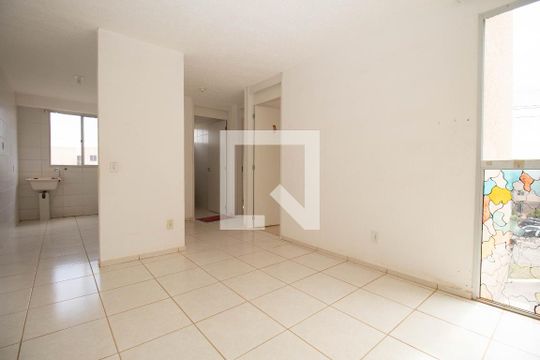 Sala de apartamento à venda com 2 quartos, 50m² em Setor Habitacional Parque dos Ipes, Brasília