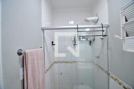 Banheiro Social de casa de condomínio à venda com 3 quartos, 172m² em Parque Taquaral, Campinas