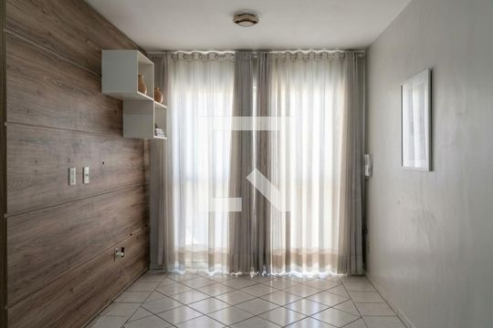 Apartamento para alugar com 2 quartos, 67m² em Residencial Eldorado, Goiânia