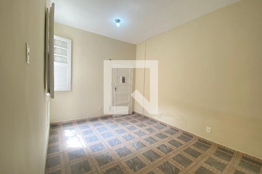 Casa para alugar com 2 quartos, 80m² em Quintino Bocaiúva, Rio de Janeiro
