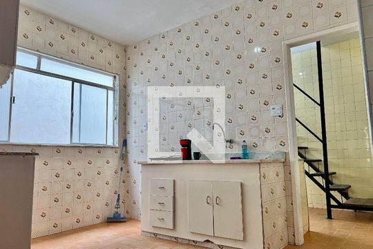 Apartamento para alugar com 3 quartos, 84m² em Santa Helena, Juiz de Fora