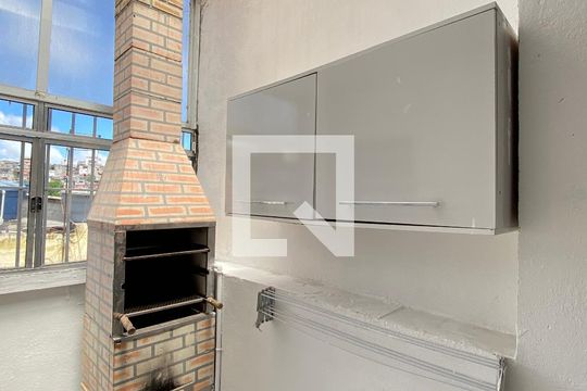 Varanda - Área de Serviço de casa para alugar com 2 quartos, 60m² em Padroeira, Osasco