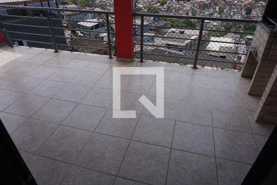 Varanda gourme de casa para alugar com 2 quartos, 110m² em Jardim Santa Luzia, Embu das Artes