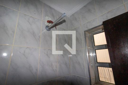 Banheiro de casa de condomínio para alugar com 3 quartos, 150m² em Vila Lais, São Paulo