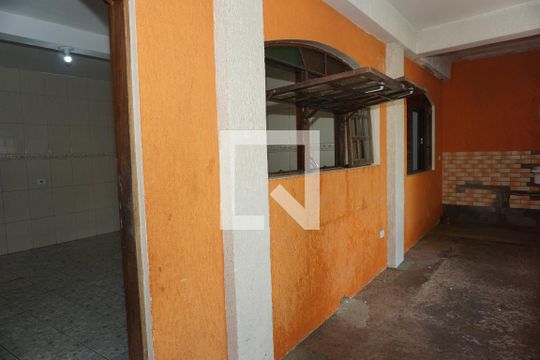 Lavanderia de casa para alugar com 1 quarto, 100m² em Jardim Nossa Senhora de Fatima, Embu das Artes