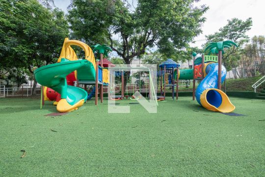 Área Comum - Playground de casa de condomínio à venda com 3 quartos, 93m² em Villa Flora Hortolandia, Hortolândia