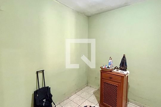Quarto 2 de casa para alugar com 2 quartos, 125m² em Parque Santo Antonio, Guarulhos